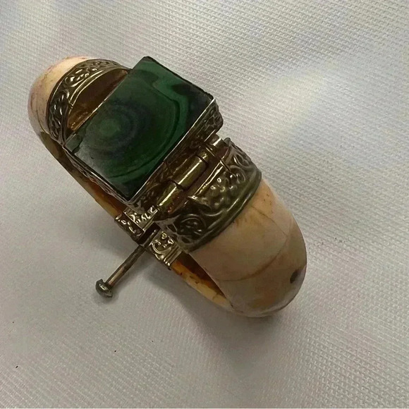 Antique Inlayed Bone & Malachite Tribal Bracelet Inlay Hinged Bracelet heavy 74g - Picture 8 of 14